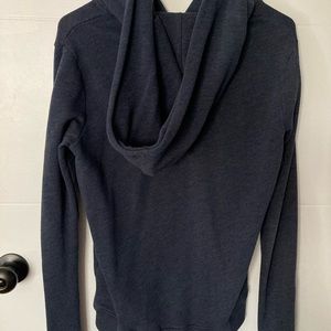 Small Abercrombie and Fitch hoodie. It’s pretty thin but cozy.